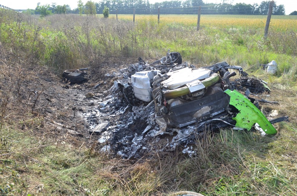 310 km/s Hızla Giden Lamborghini’nin Yaptığı Kazanın Fotoğrafları Ortaya Çıktı