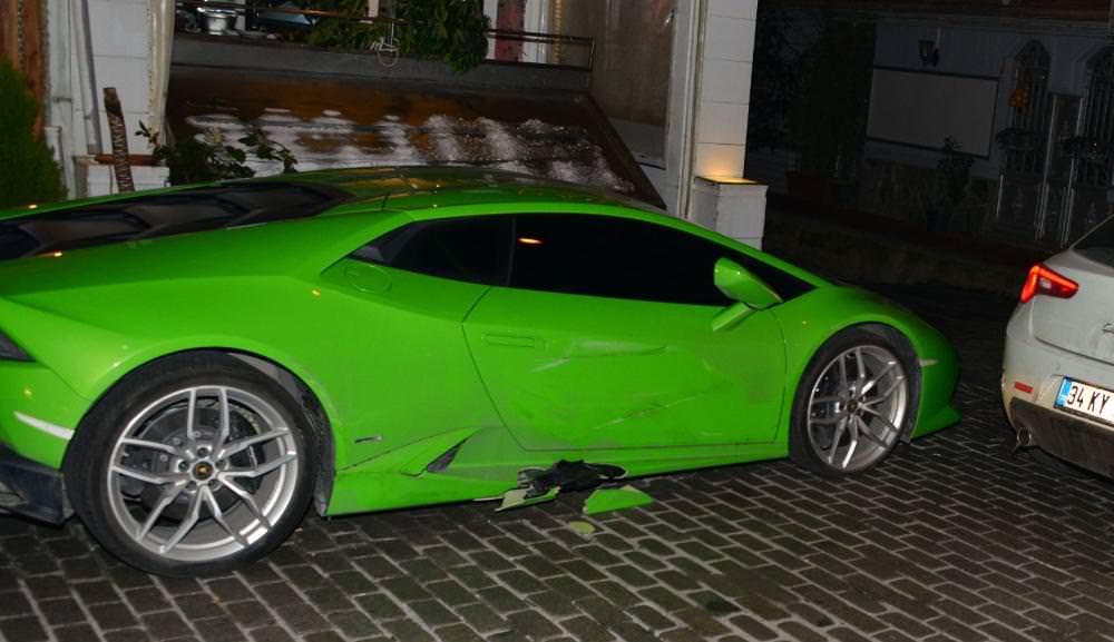 Asena Erkin'in Huracan'ı Kaza Yaptı