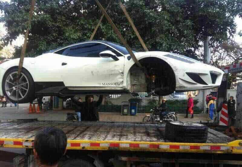 Mansory Ferrari 458 Siracusa Saniyeler İçinde Bu Hale Geldi
