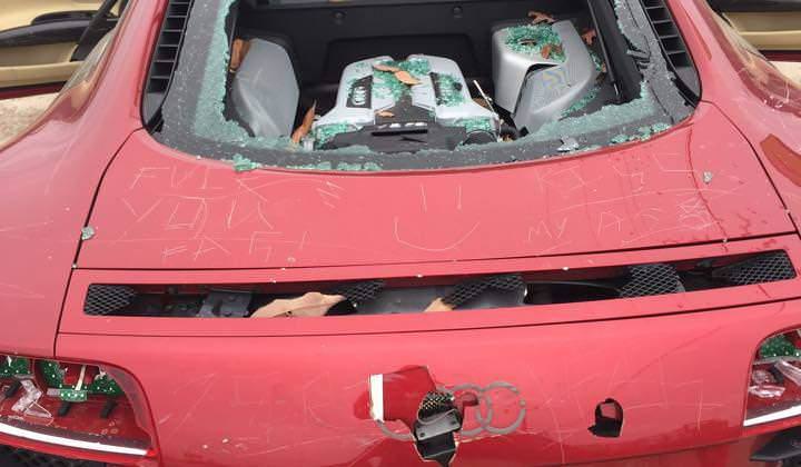 Kocası Aldatınca Olan Audi R8’e Oldu