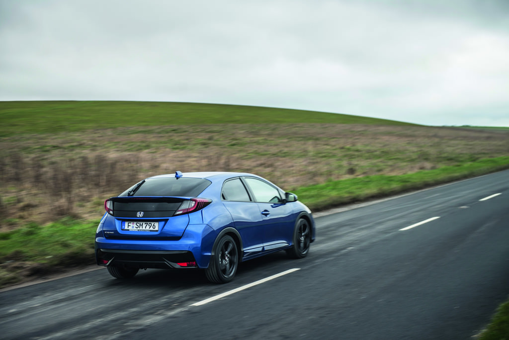 Honda Civic'e 2015 Cilası