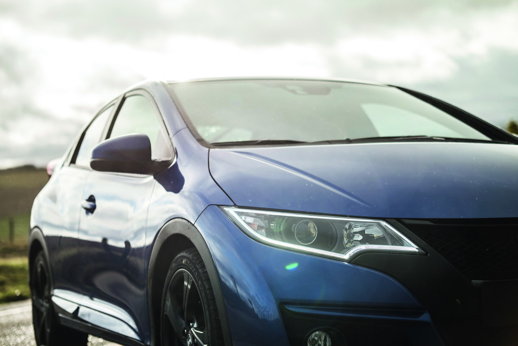 Honda Civic'e 2015 Cilası
