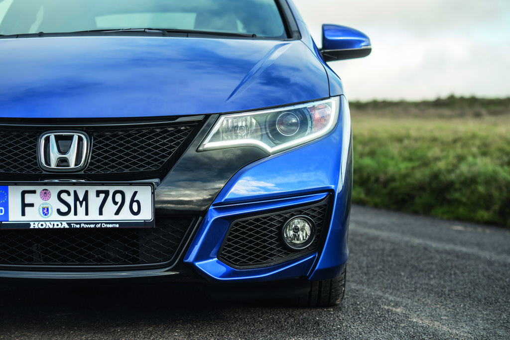 Honda Civic'e 2015 Cilası