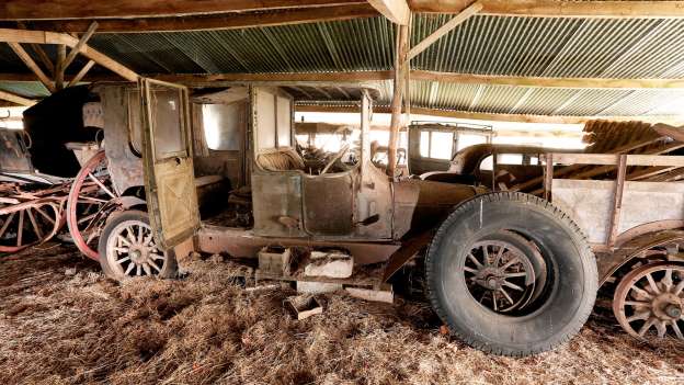 Çiftlikte Bulunan Ferrari 46 Milyon TL’ye Alıcı Buldu