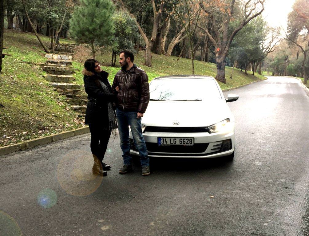 İki Gerçek Aşk Sevgililer Günü Otomobilleri