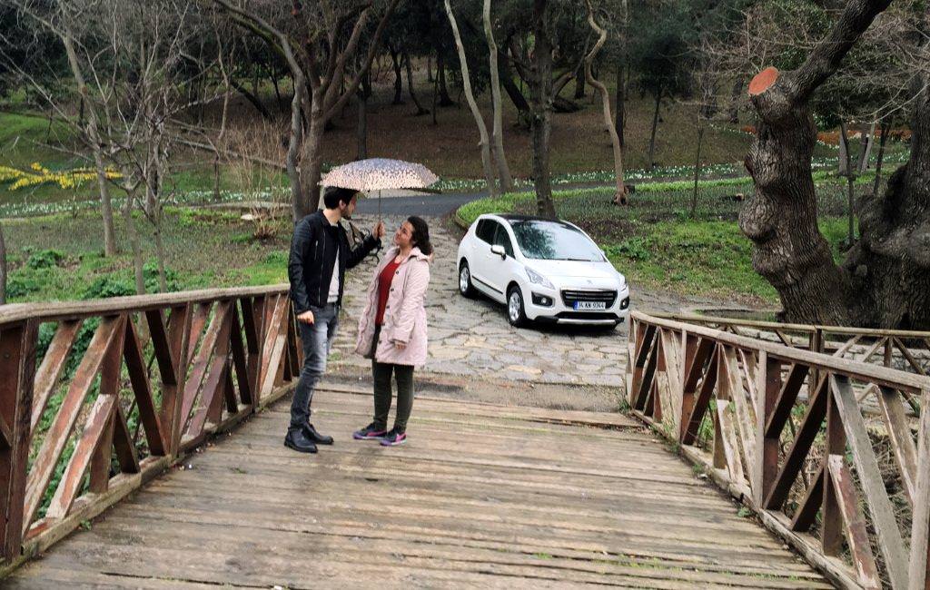 İki Gerçek Aşk Sevgililer Günü Otomobilleri