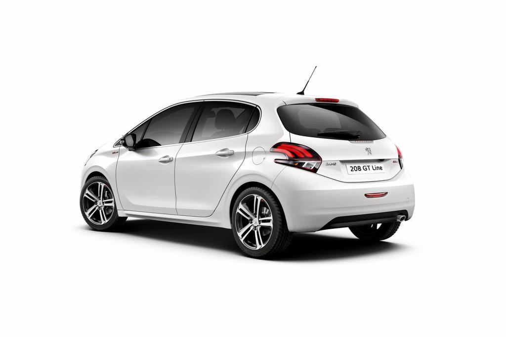 Peugeot 208 Makyajlandı