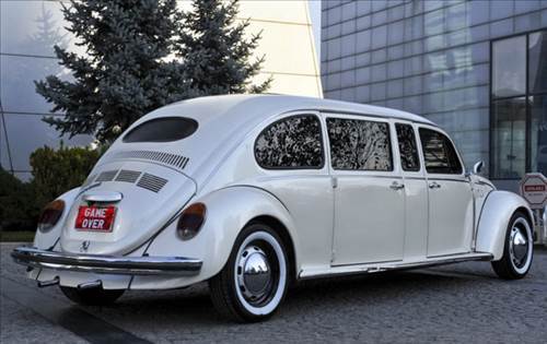 300 Liralık Otomobil