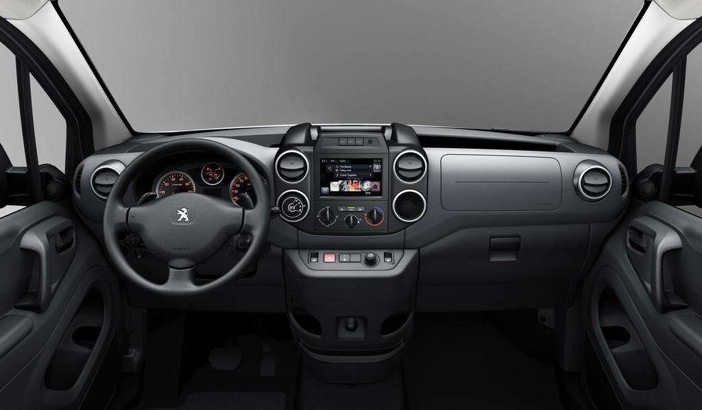 Peugeot Partner Yenilendi
