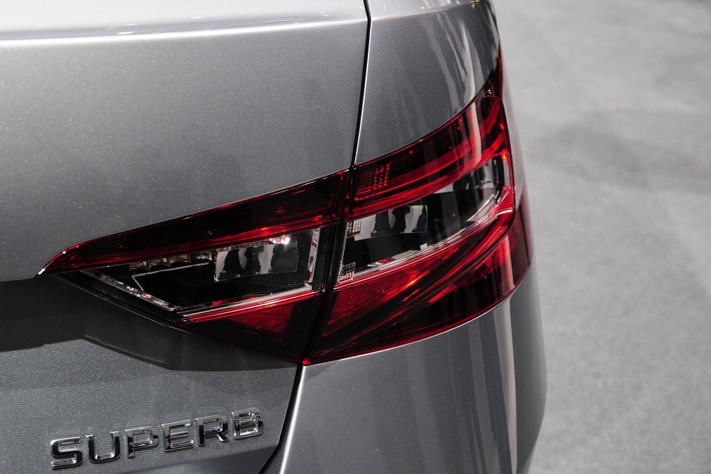 Skoda Superb de Yıldızlar Geçidinde