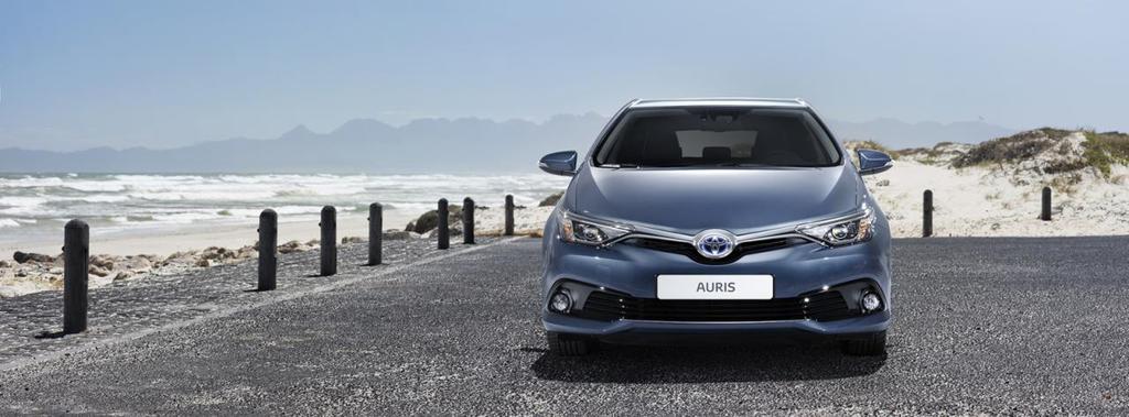 Makyajlı Auris Cenevre’de Podyuma Çıktı