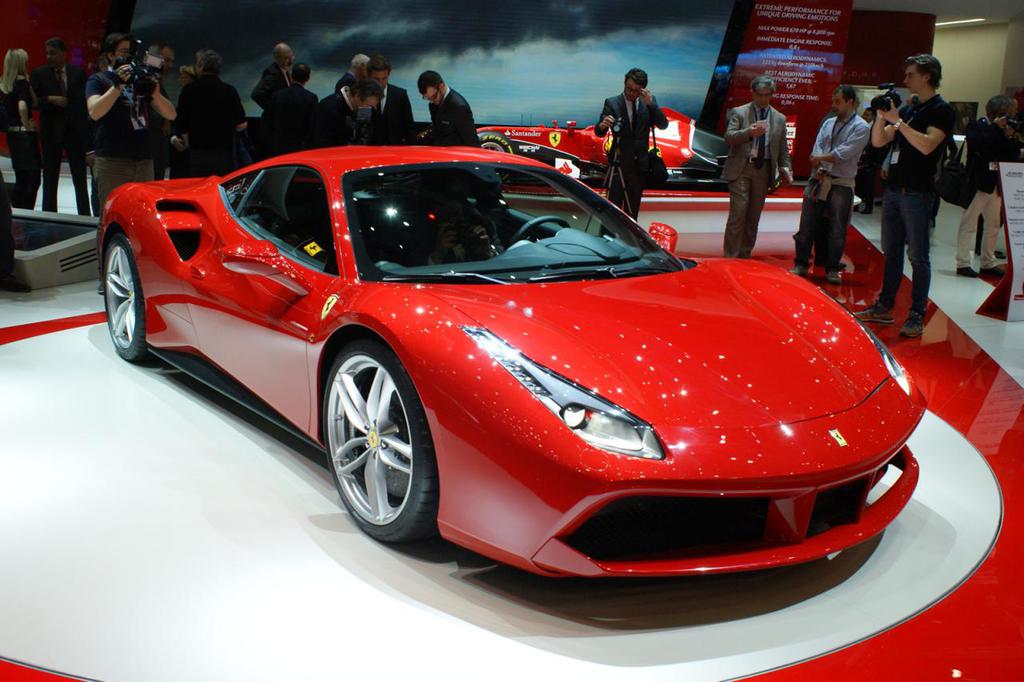 Ferrari 488 GTB de Fuarda