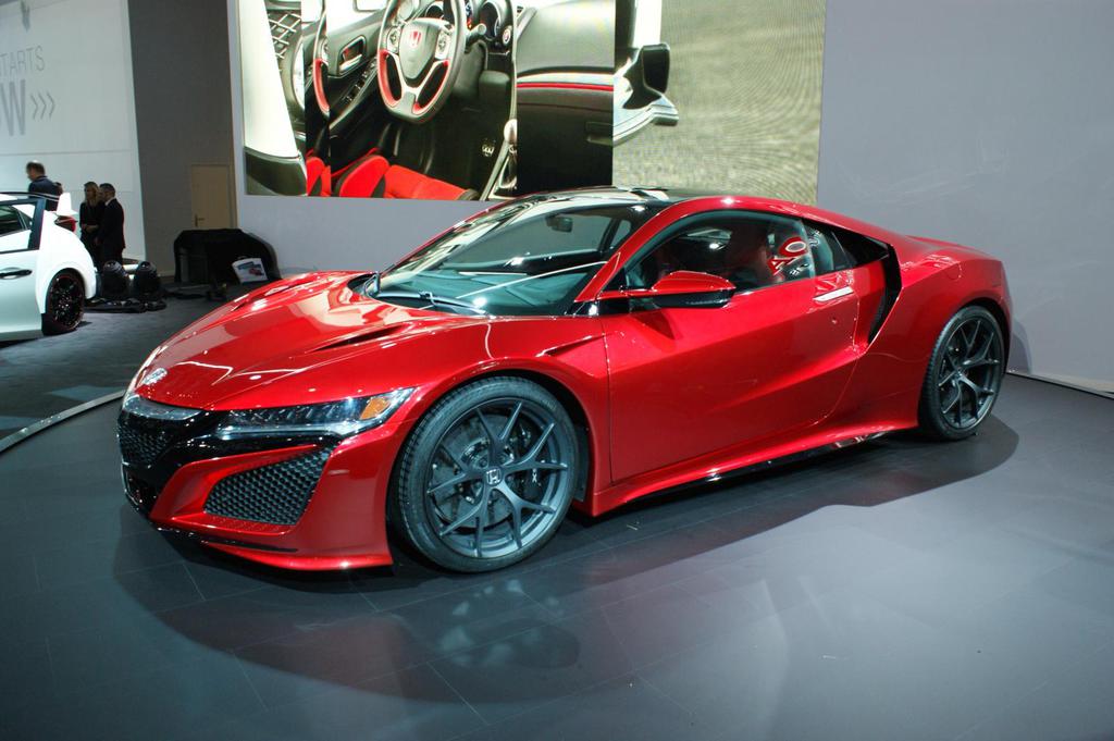 Honda NSX Avrupa’ya Adım Attı