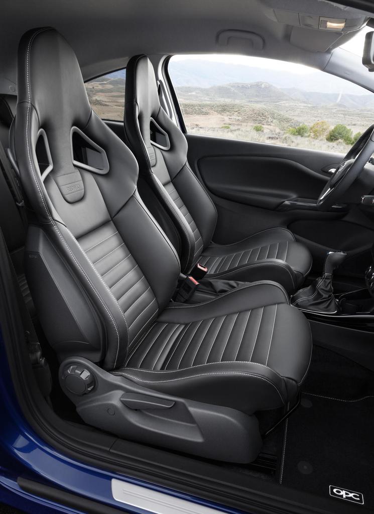 Corsa OPC Cenevre’yi Isıtıyor