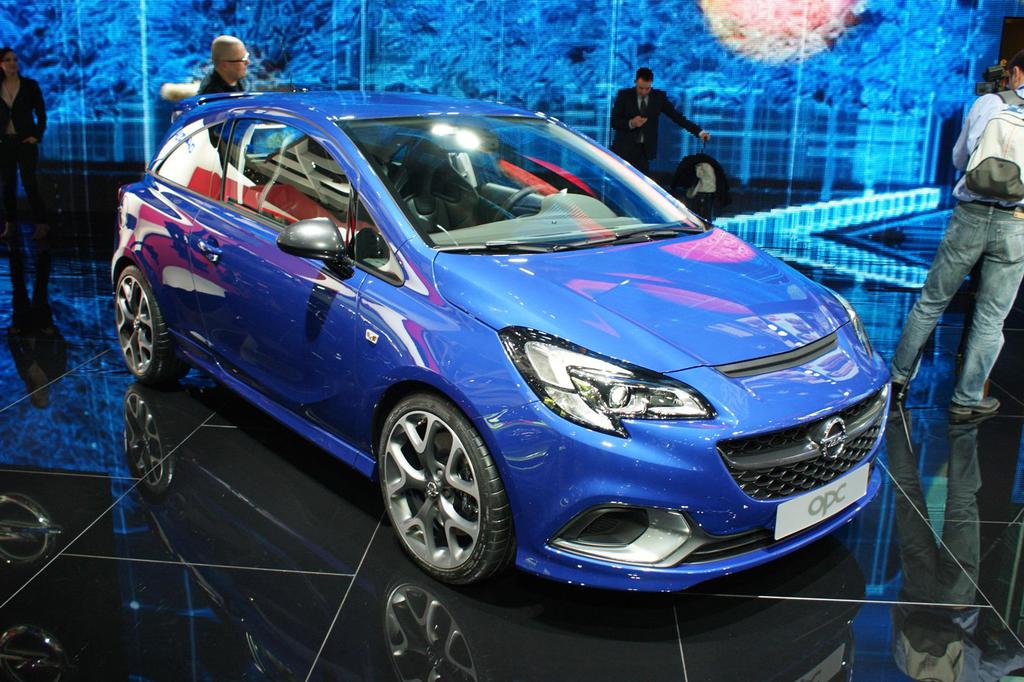 Corsa OPC Cenevre’yi Isıtıyor