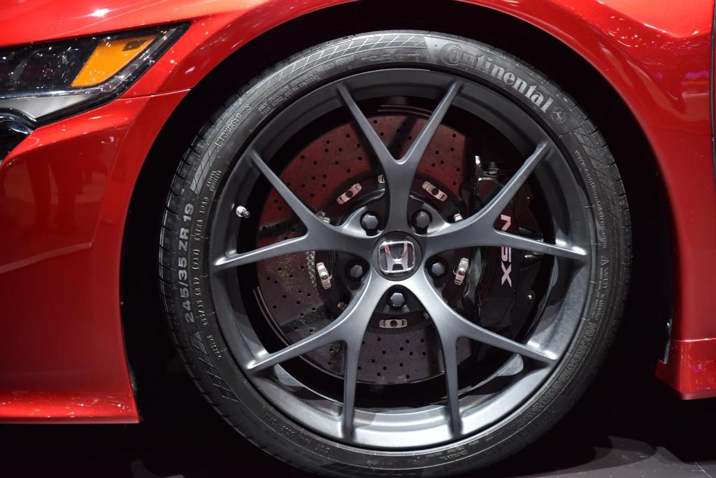 Honda NSX Avrupa’ya Adım Attı