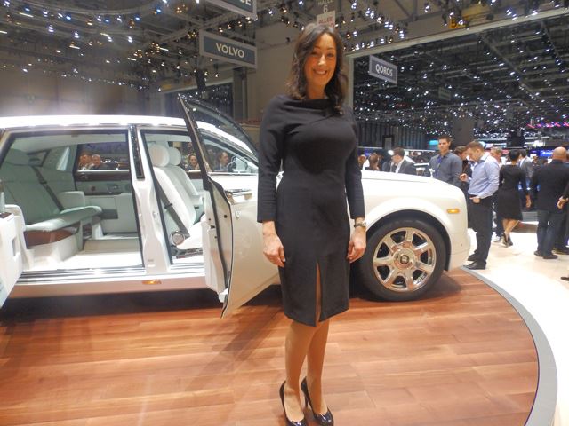 2015 Cenevre Otomobil Fuarı Güzelleri