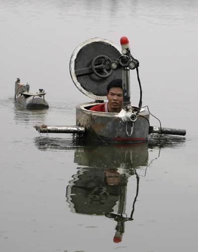 Mucitler Sınır Tanımıyor