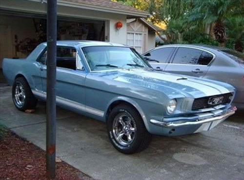 Çöplükten Çıkan Lüks Otomobiller