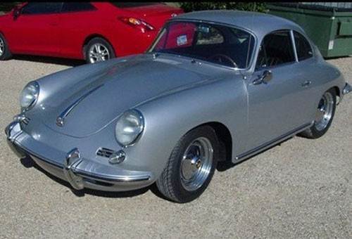 Çöplükten Çıkan Lüks Otomobiller