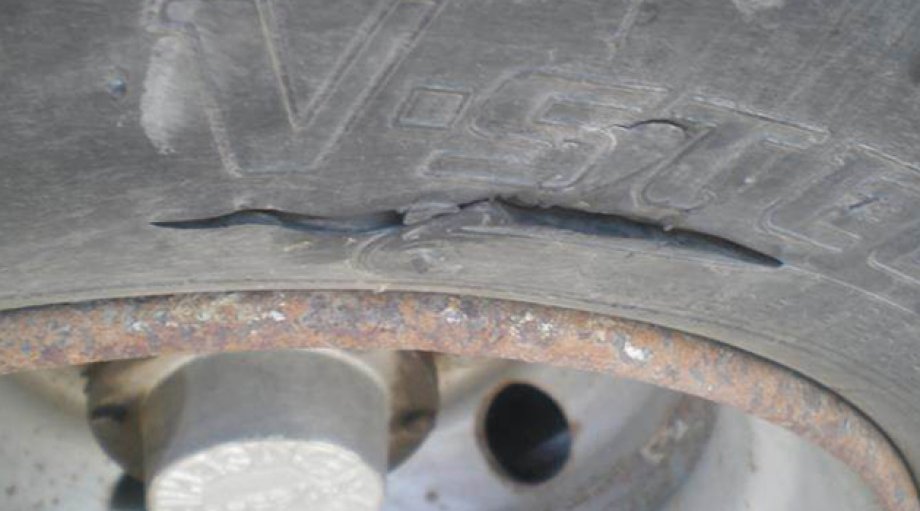 TÜVTÜRK istasyonlarından ilginç fotoğraflar