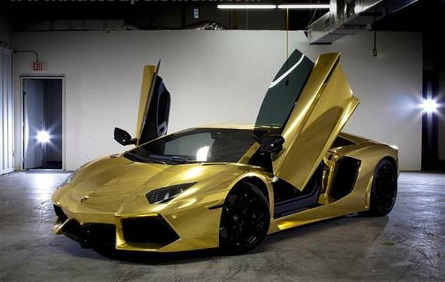 Suudi milyarderin altın kaplamalı otomobilleri