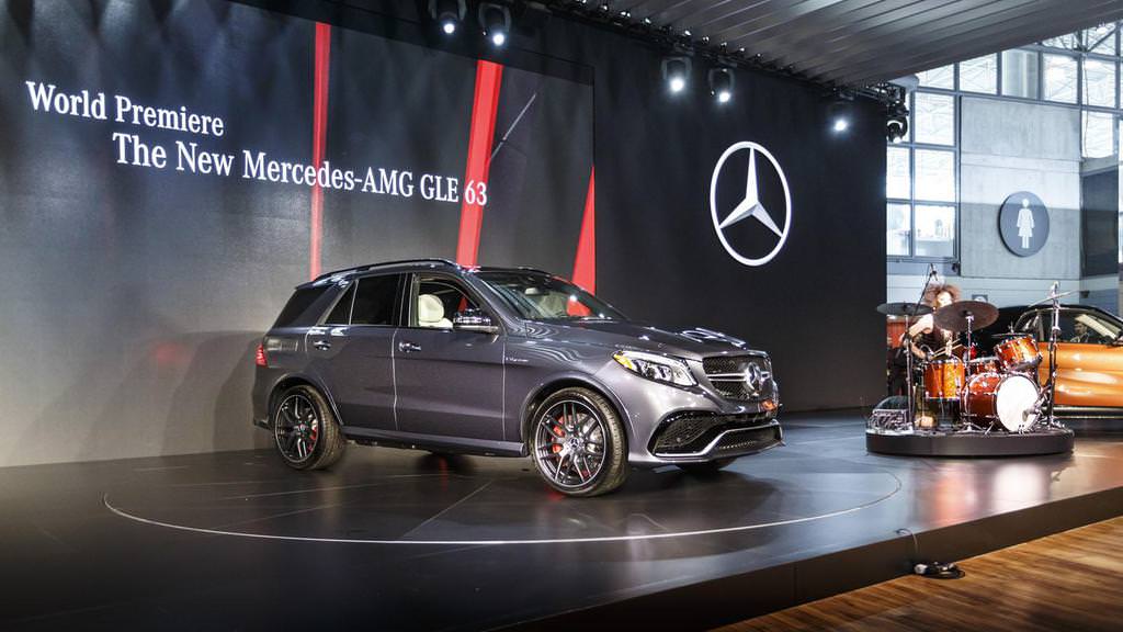 Mercedes-Benz GLE Parlıyor