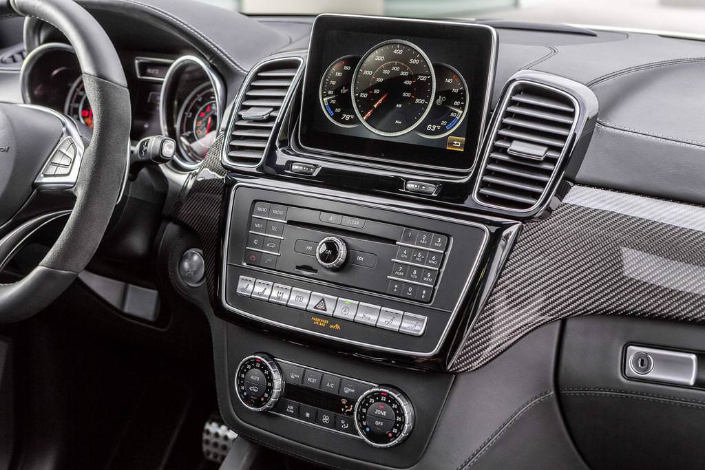 Mercedes-Benz GLE Parlıyor