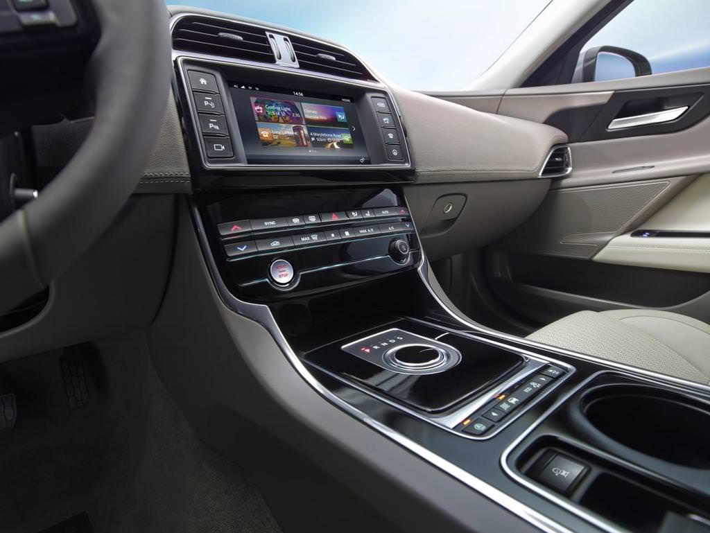Jaguar XE’nin Üretimine Başlandı