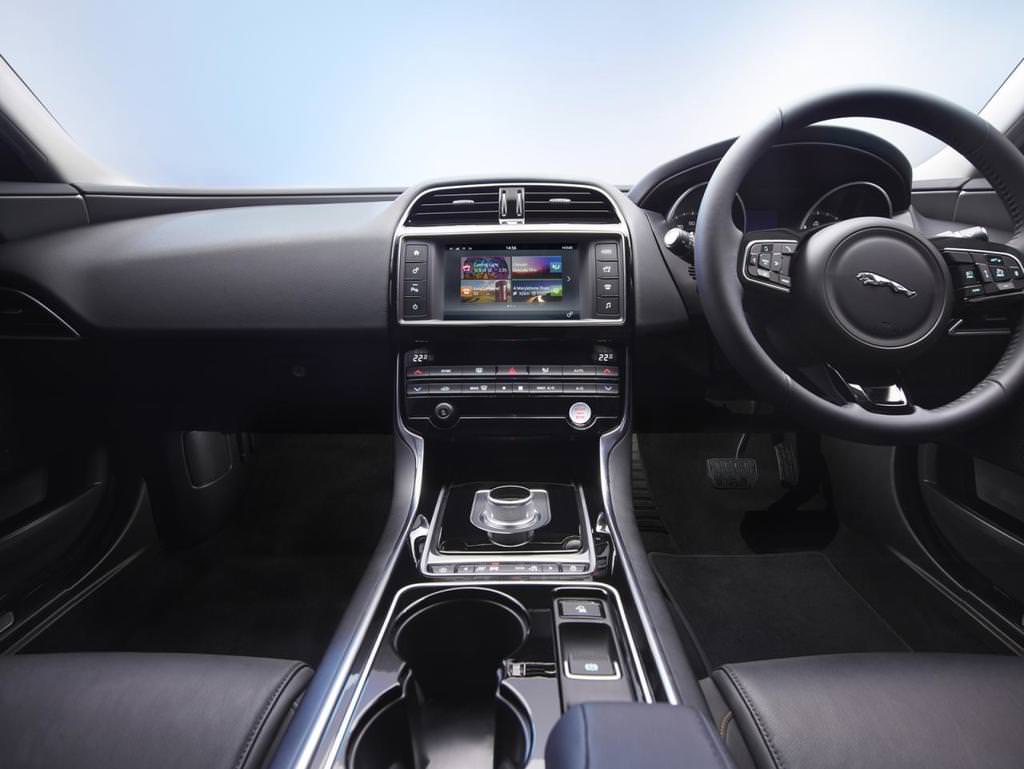 Jaguar XE’nin Üretimine Başlandı
