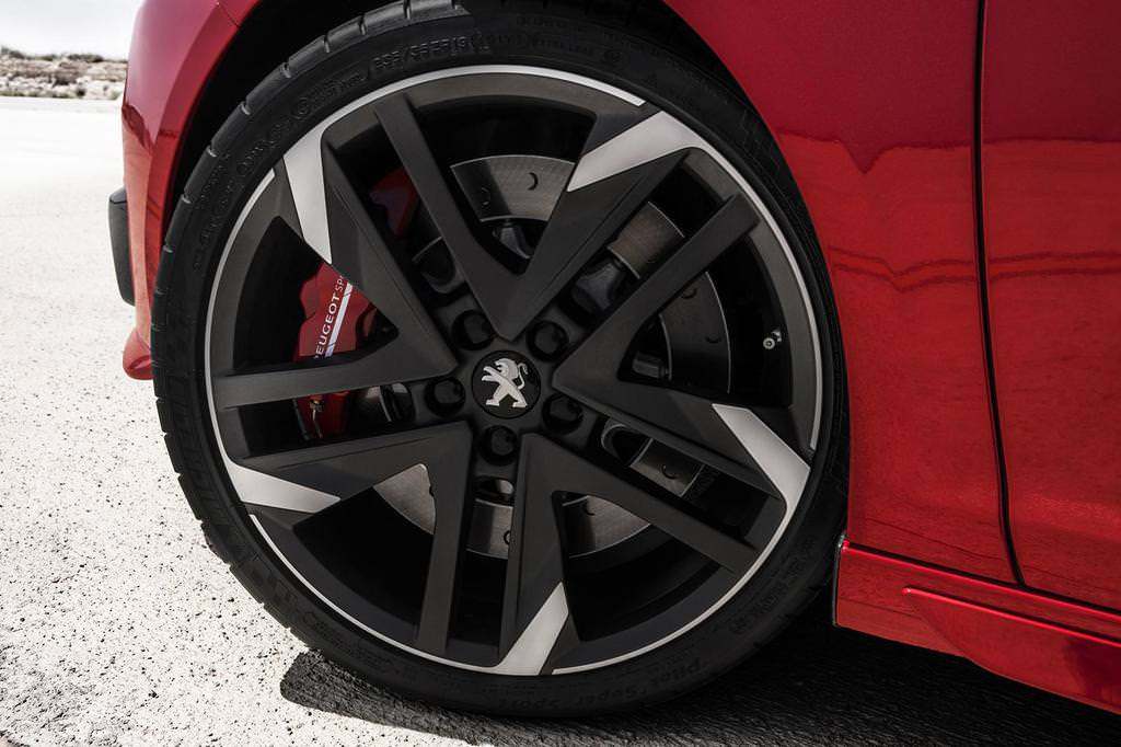 Ateşlendi 308 GTi