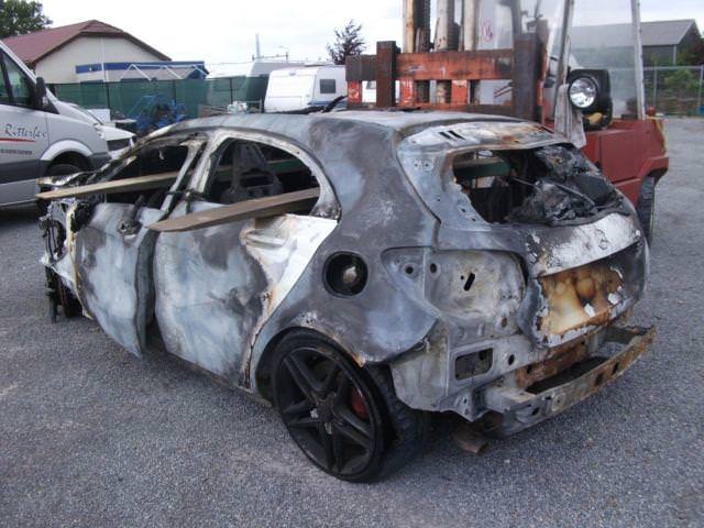 28 Bin TL’ye Kazalı A45 AMG