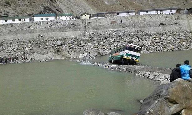 Hindistan’ın İlginç Şoförleri