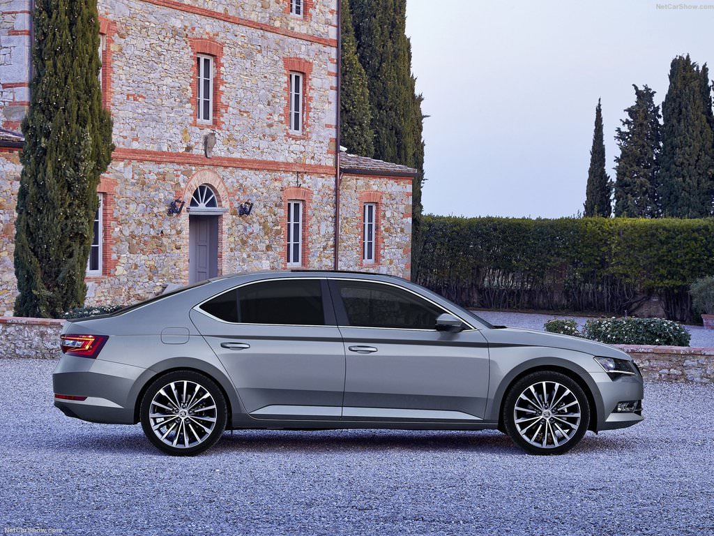 Yeni Skoda Superb Satışa Sunuldu