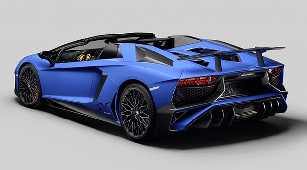 Aventador Super Veloce Roadster Güzeller Geçidinde