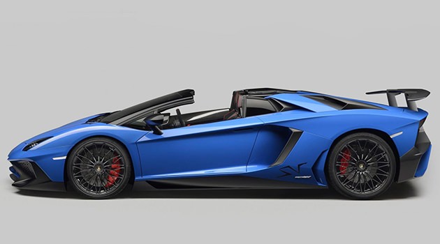 Aventador Super Veloce Roadster Güzeller Geçidinde