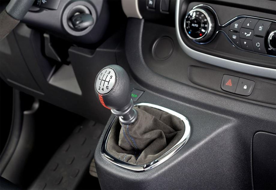 Formula Temalı Renault Trafic