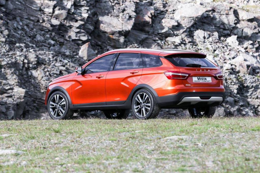 Lada Vesta Cross Gün Yüzüne Çıktı