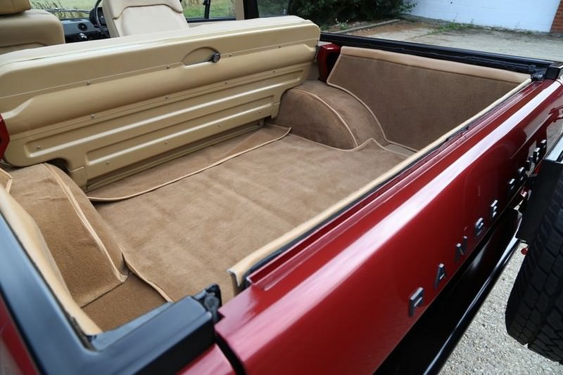 Üstü Açık Range Rover Açık Arttırmaya Çıkıyor