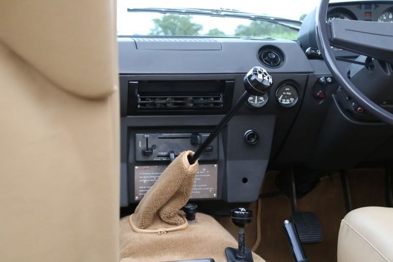 Üstü Açık Range Rover Açık Arttırmaya Çıkıyor