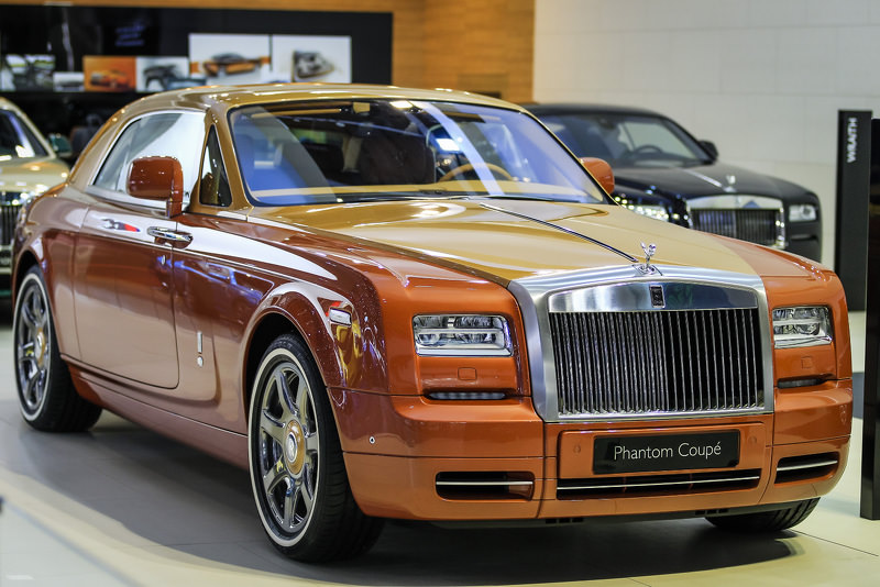 Rolls-Royce’dan İki Özel Model