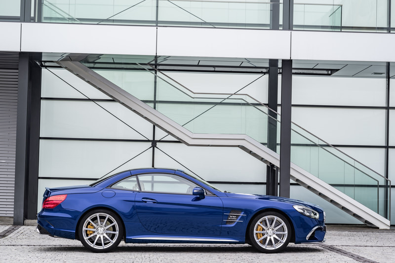 Makyajlı SL Los Angeles Otomobil Fuarı’nda Tanıtılacak