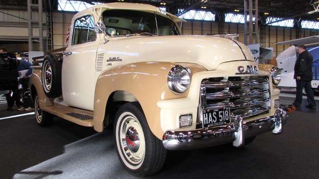 NEC Klasik Otomobil Fuarı Dikkatleri Üzerine Çekiyor