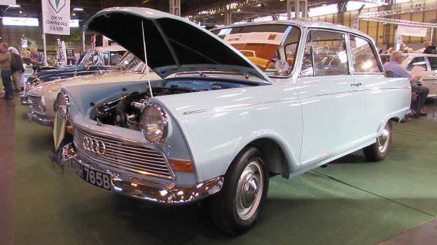 NEC Klasik Otomobil Fuarı Dikkatleri Üzerine Çekiyor