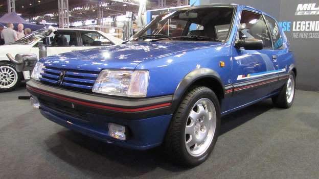 NEC Klasik Otomobil Fuarı Dikkatleri Üzerine Çekiyor