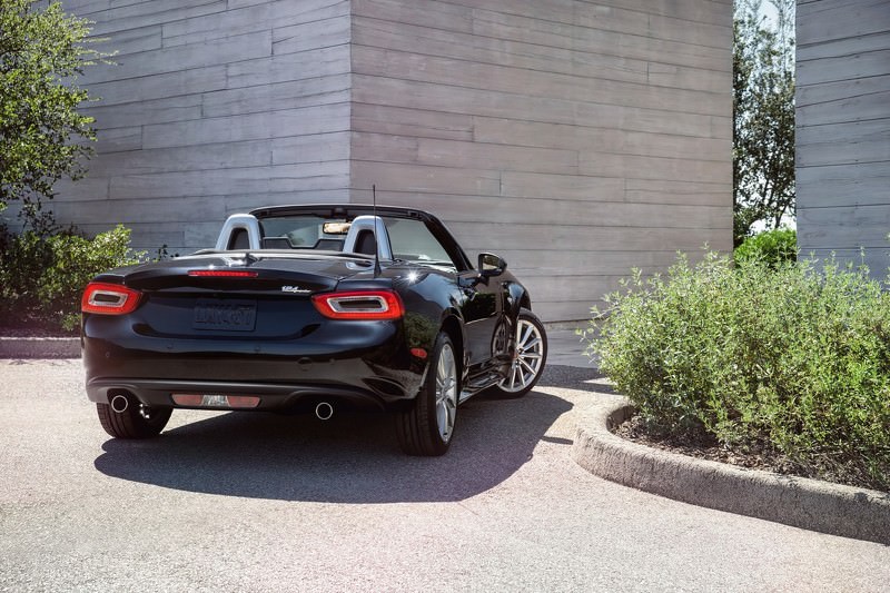 İtalyan MX-5’i Fiat 124 Spider