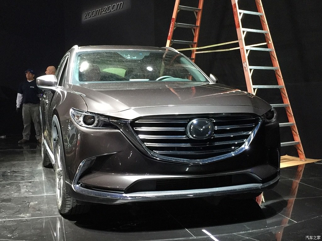Mazda CX-9 Los Angeles’ta Parlıyor