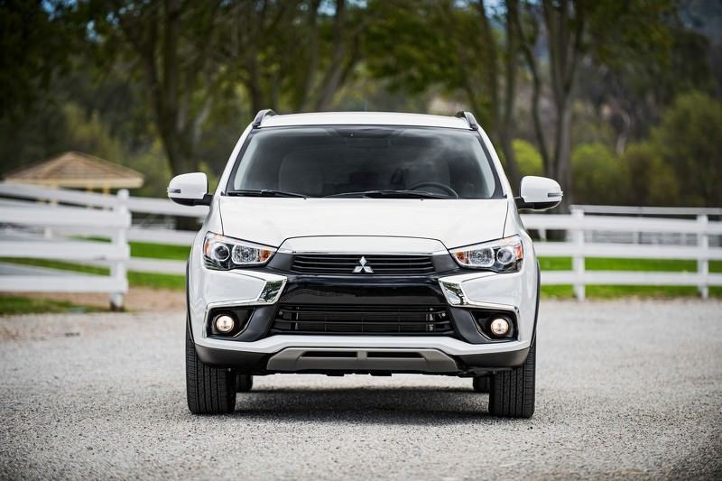 Mitsubishi  Outlander Sport Los Angeles’ta Sahne Aldı