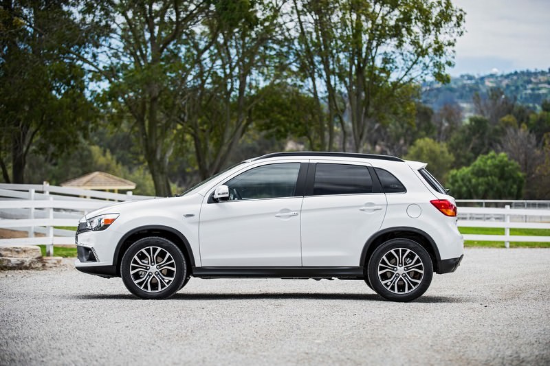 Mitsubishi  Outlander Sport Los Angeles’ta Sahne Aldı