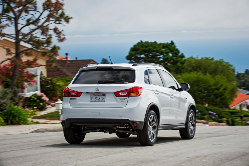 Mitsubishi  Outlander Sport Los Angeles’ta Sahne Aldı